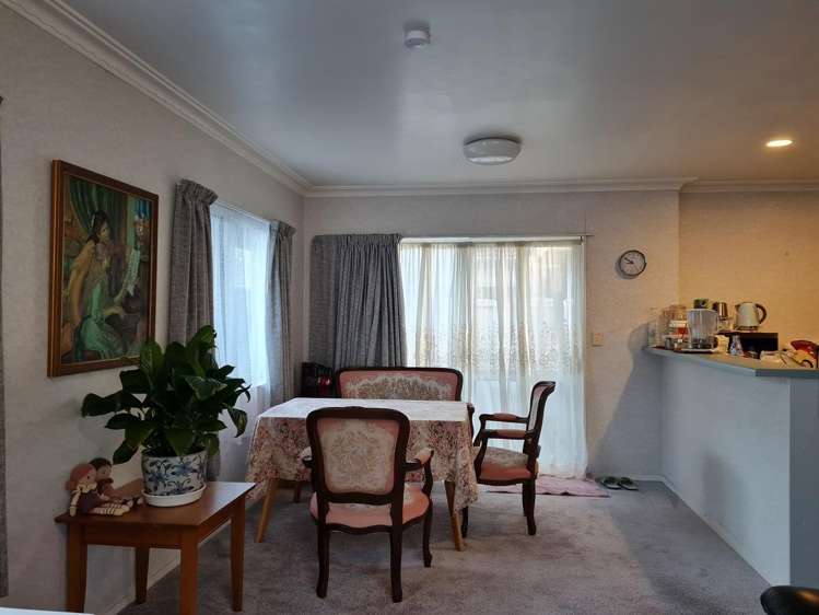 2/737 Cameron Road 11234_2