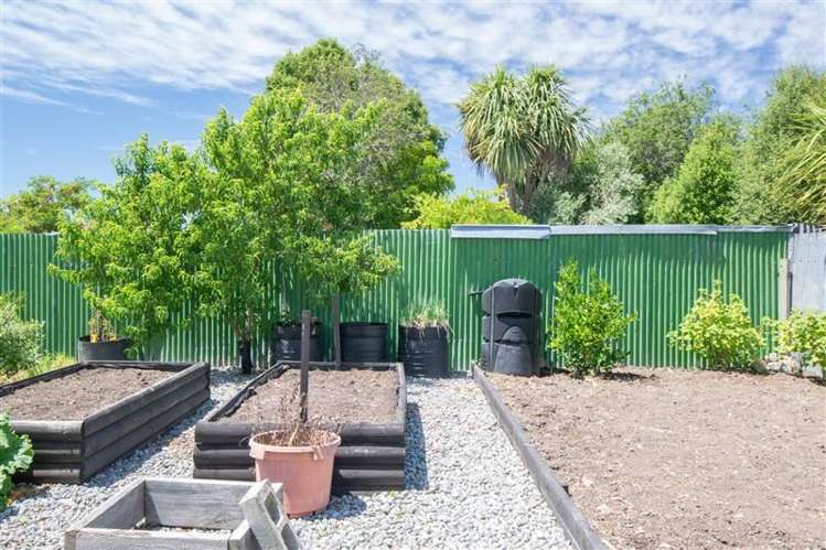 3 Richardson Avenue Burleigh_9