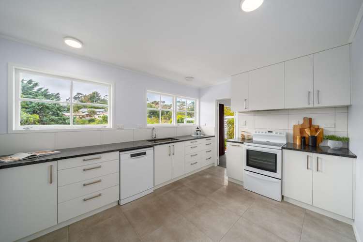 9 Caesars Place Churton Park_9