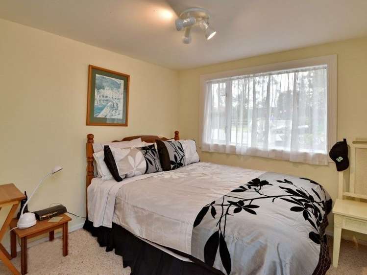 5 Ivey Road Templeton_15