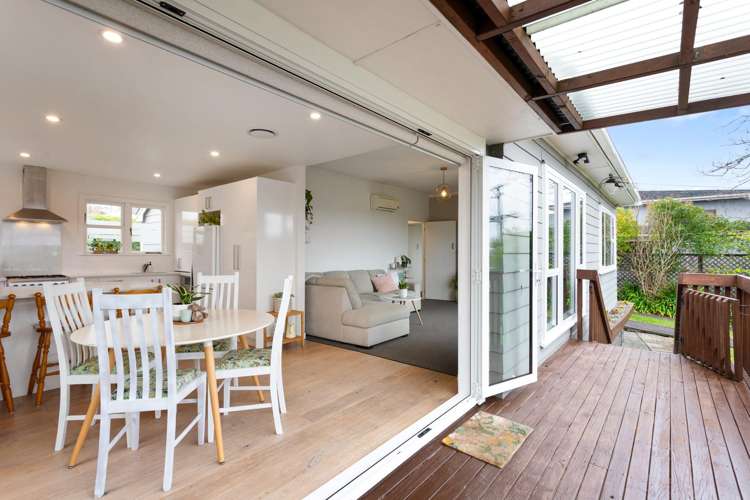 1/6 Riverview Road New Lynn_14