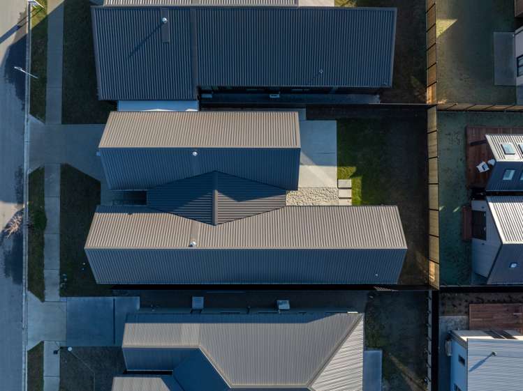 118 Burdon Loop Lake Hawea_33