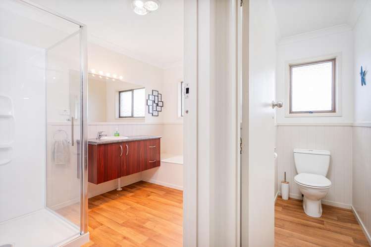 2 Hamilton Crescent Whitianga_17