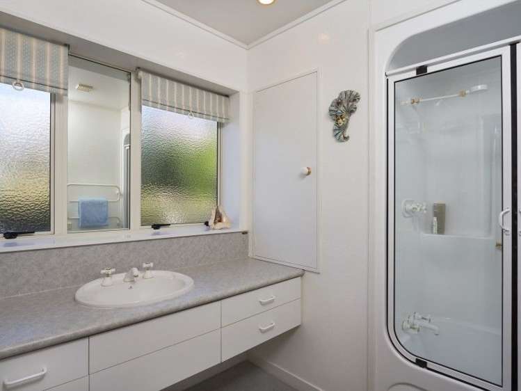 19 Van Beek Place Ruby Bay_16