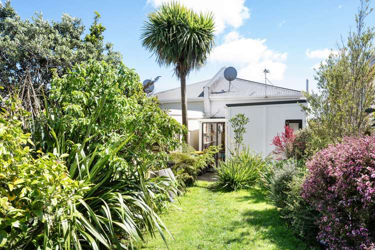 32 Rhodes Street Newtown_7