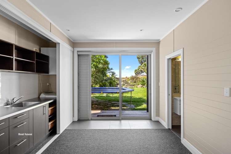 4b and 6 Marellen Drive Red Beach_40