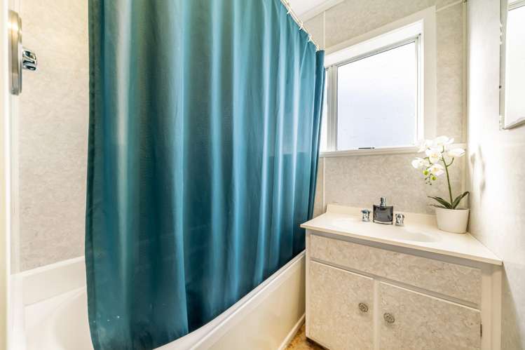 6 Routley Crescent Elderslea_19