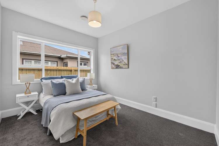 37 Frankleigh Street Somerfield_11