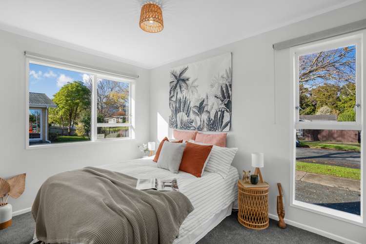 19 California Drive Totara Park_11