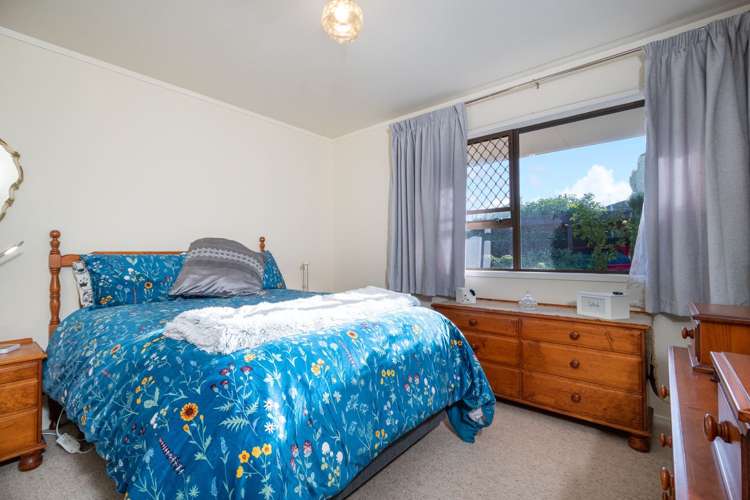 12 Annette Avenue Te Atatu South_15