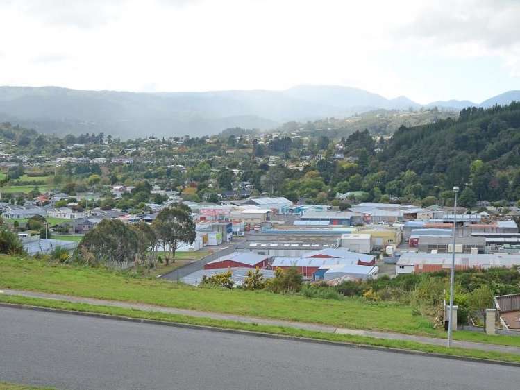 30 King Charles Drive Kingsley Heights_8