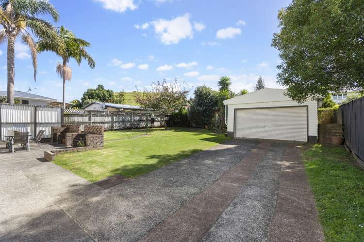 12 Koru Street Mangere Bridge_19