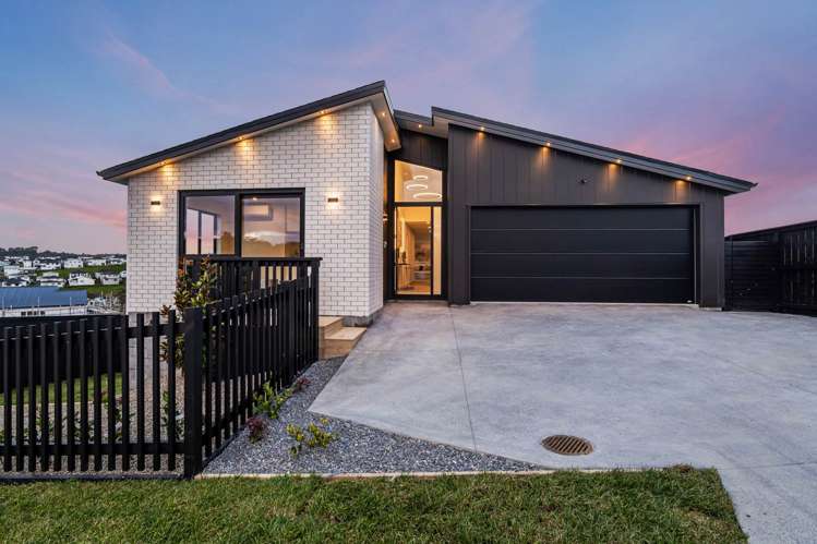 97 Skulander Crescent_0