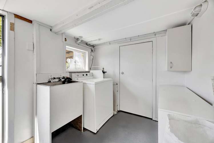 87 Lake Road Frankton_15