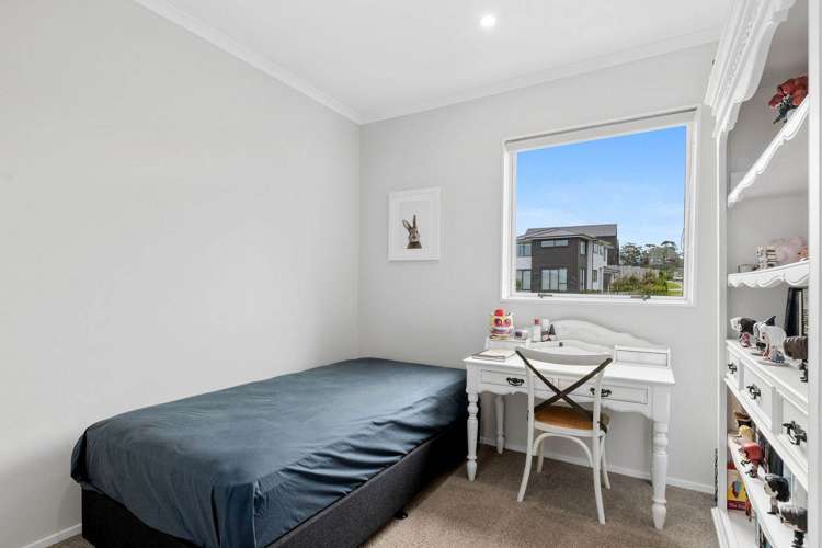 26A Taikura Avenue Red Beach_8