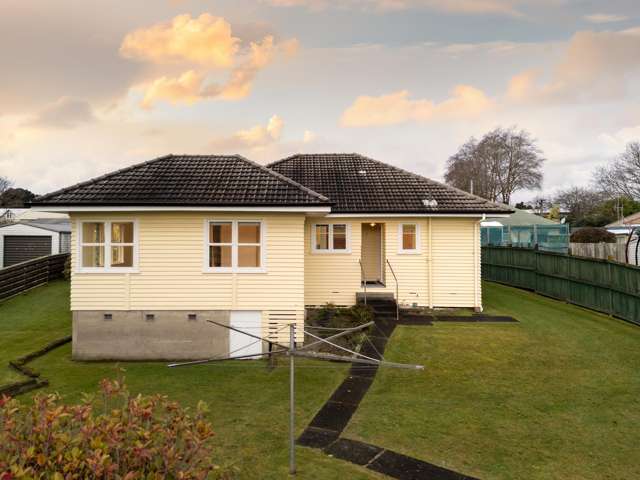 93 MacFarlane Street Hamilton East_2