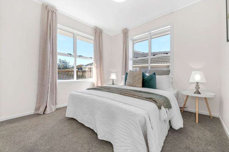 14 Okareka Place Pakuranga Heights_16