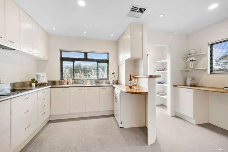 23 Winscombe Street Belmont_7