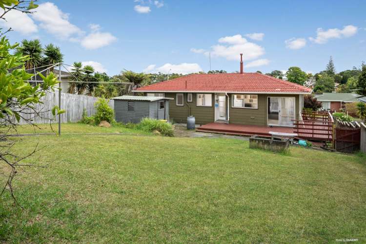 64 Hellyers Street Birkdale_2