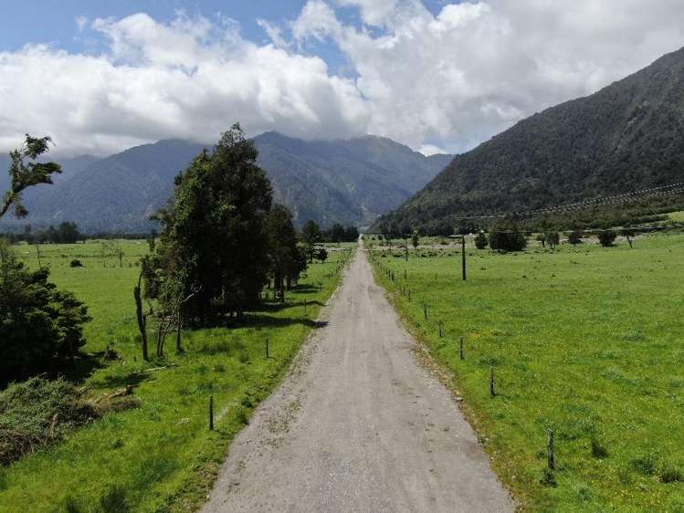 2778 Whataroa Highway Whataroa_16