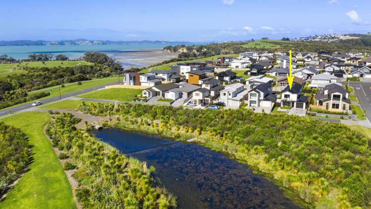 3 Valkyrie Lane Beachlands_25