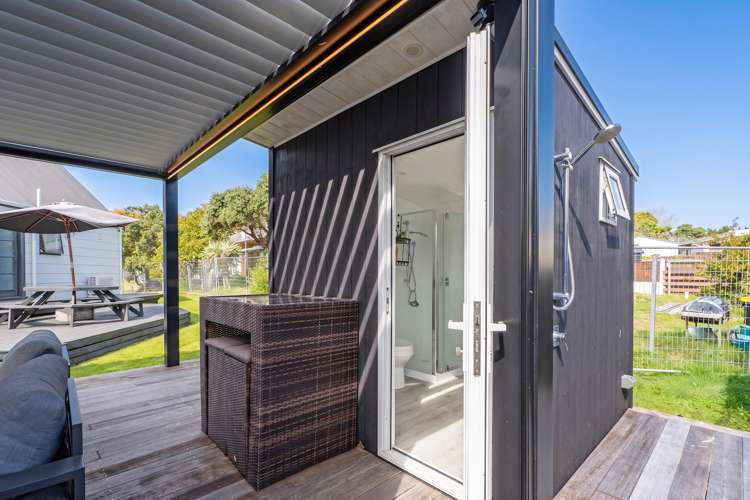 5 McCall Ave Pauanui_15