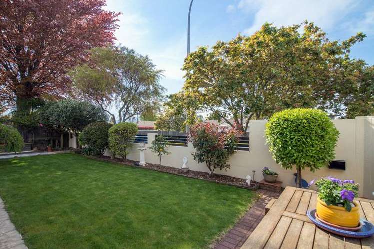 26 Devon Street Glenholme_13