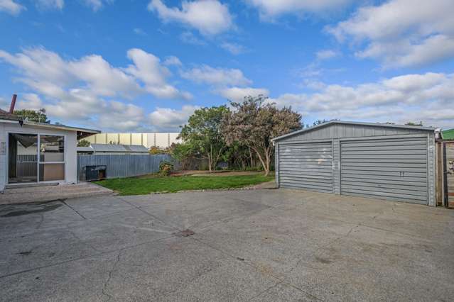 10 Bristol Crescent Roslyn_2