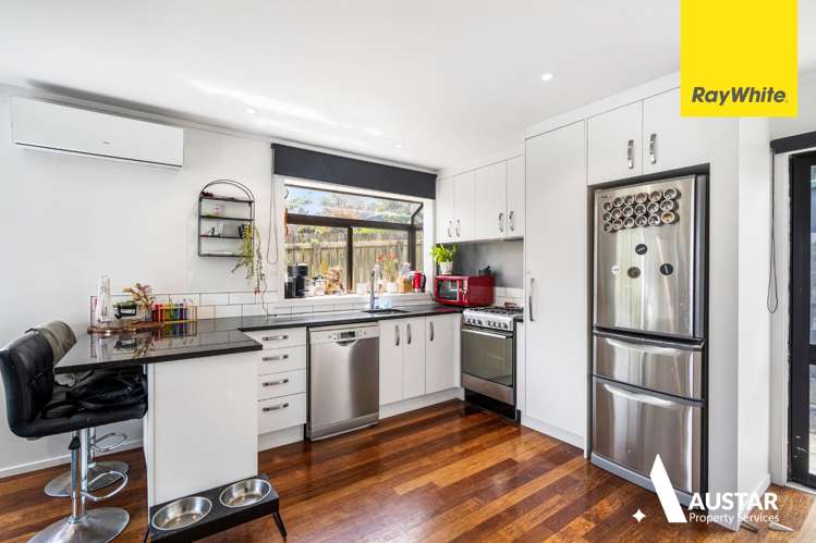 2/20 Kamara Road Glen Eden_4
