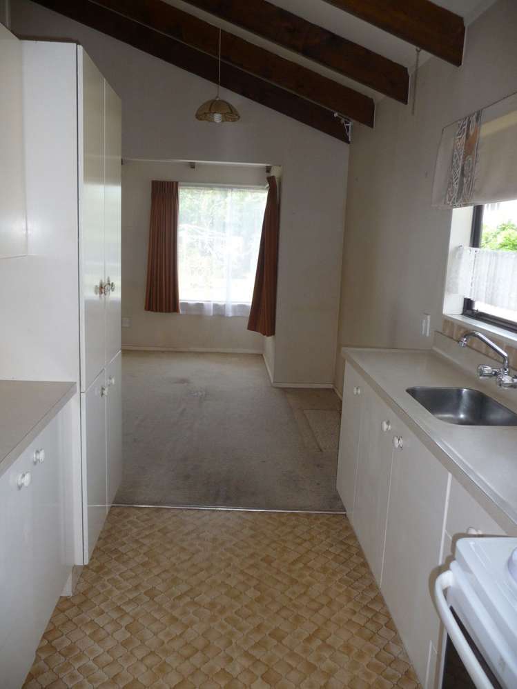 118 Exeter Road Whangamata_12