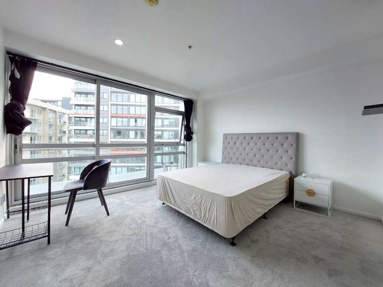 6J/205 Hobson Street 10015_8