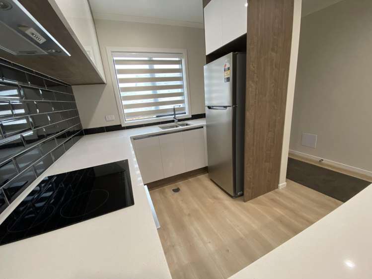 2A/19 Hibiscus Avenue Hamilton Lake_4