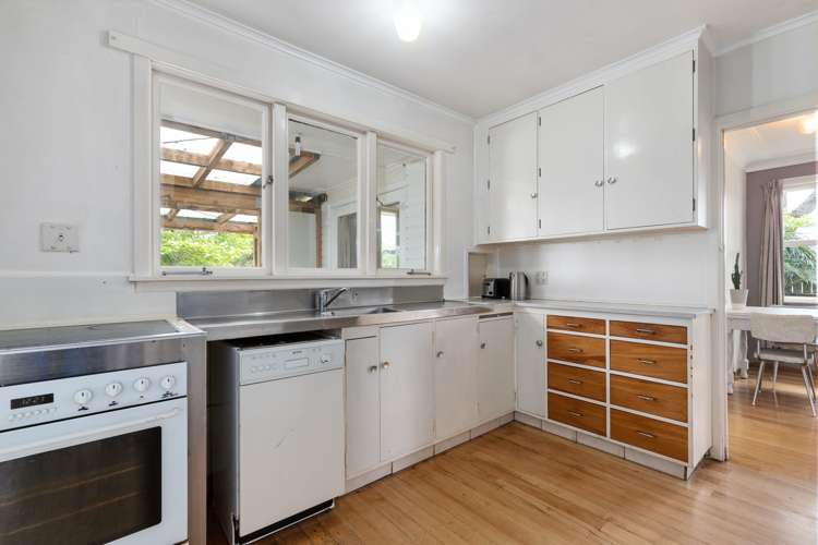 28 Tauranga Road Waihi_17