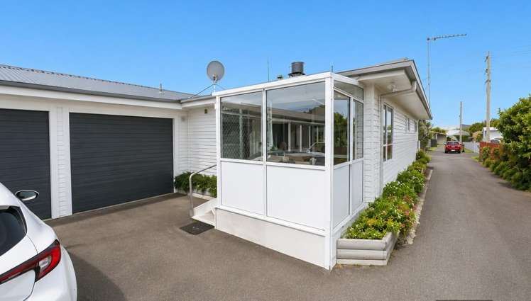  40 Scott Street Elgin_3