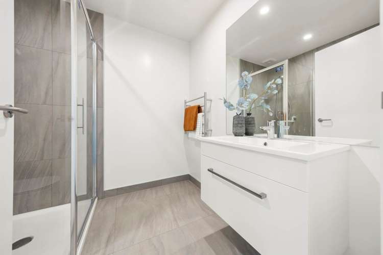 65 Helen Jenepher Lane Mount Wellington_11