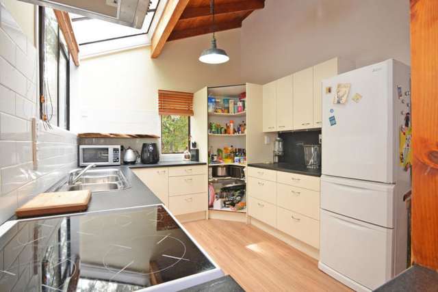 2/46a Captain Scott Road Glen Eden_3