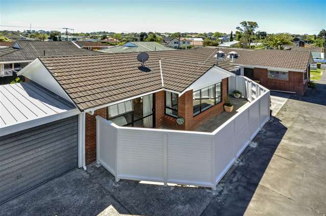 2/20 Alma Road Milford_2