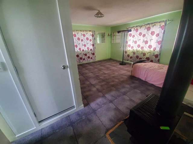 1 bedroom self-contained flat