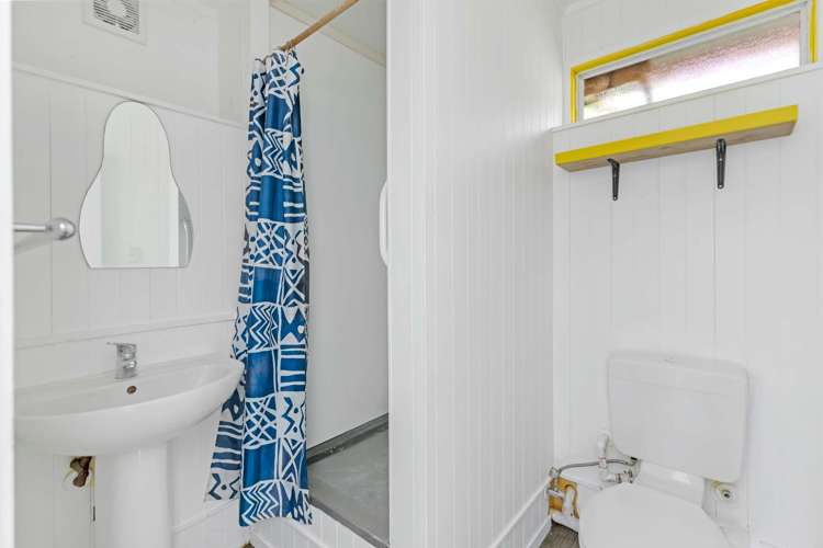 6 Aries Place Kawaha Point_19