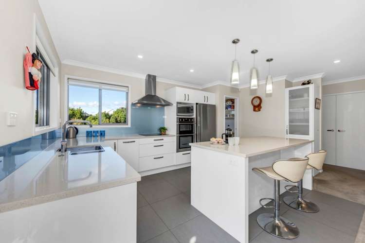 29 Defender Crescent Beachlands_1