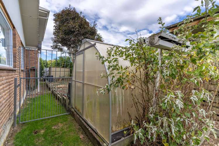 22 Hamilton Avenue Winton_16