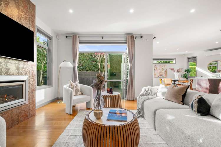 4C Waiatarua Road_4