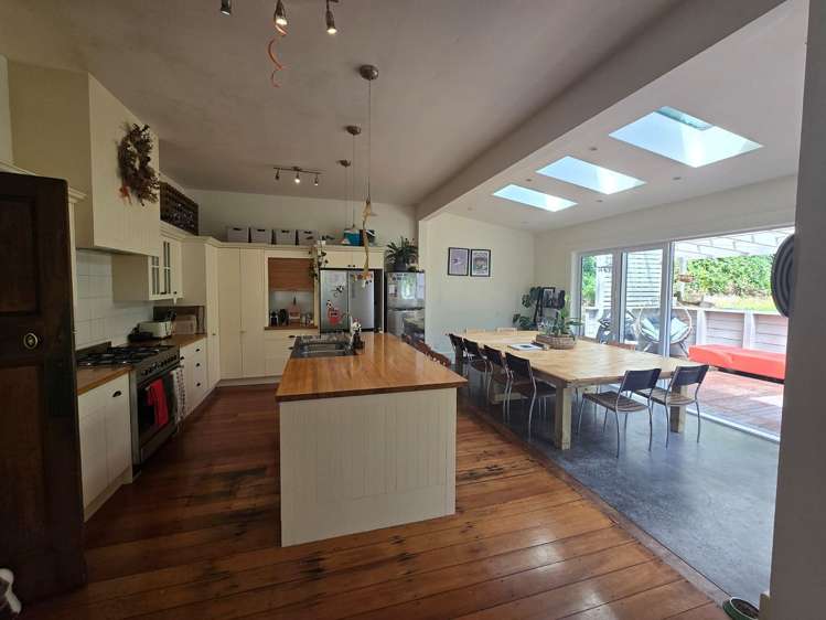 58 Kelburn Parade Kelburn_8