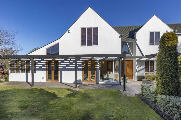 49b Regency Crescent Redwood_37