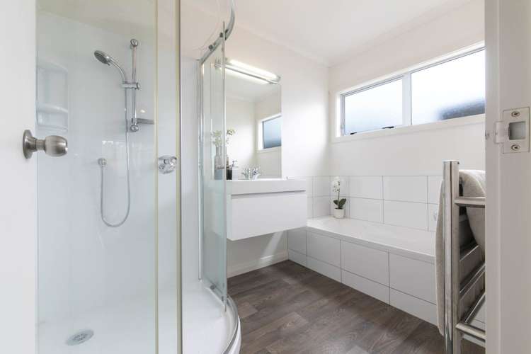 22a Tahi Terrace Glen Eden_17