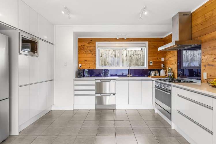 55 Matipo Road Te Atatu Peninsula_9