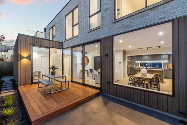 33 Clare Road Merivale_32