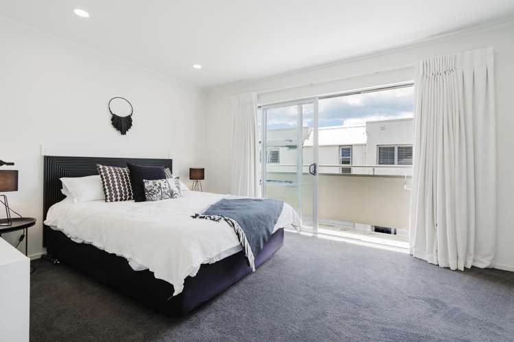 13/414A Ocean Road Whangamata_11