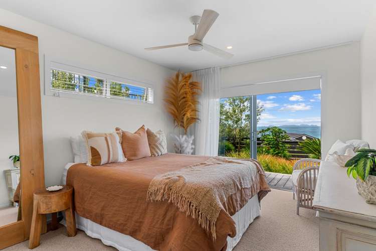 4 Solar Way Langs Beach_19