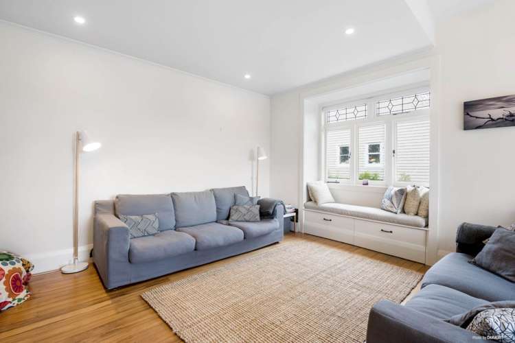 5 Niccol Avenue Narrow Neck_0